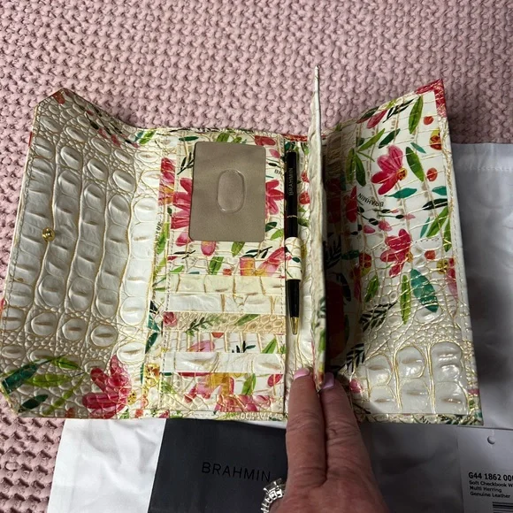 Brahmin soft Checkbook Wallet with Dustbag - Picture 9 of 13